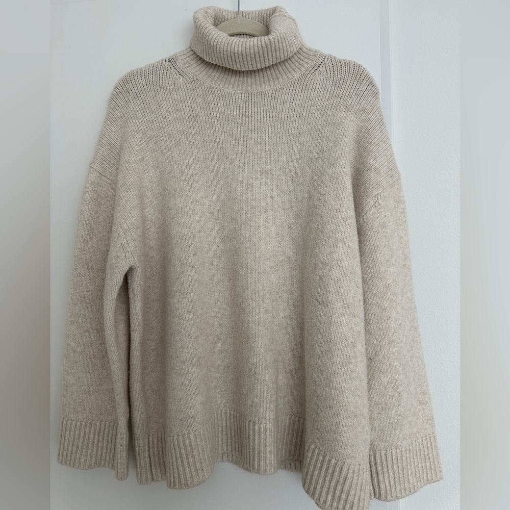OVERSIZED SWEATER H&M CREAM